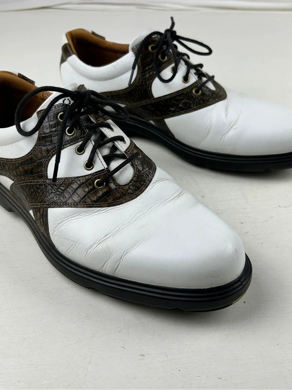 ECCO Golf Shoes Mens US 9 - 9.5 EU 43 White And Brown Leather Soft Spikes